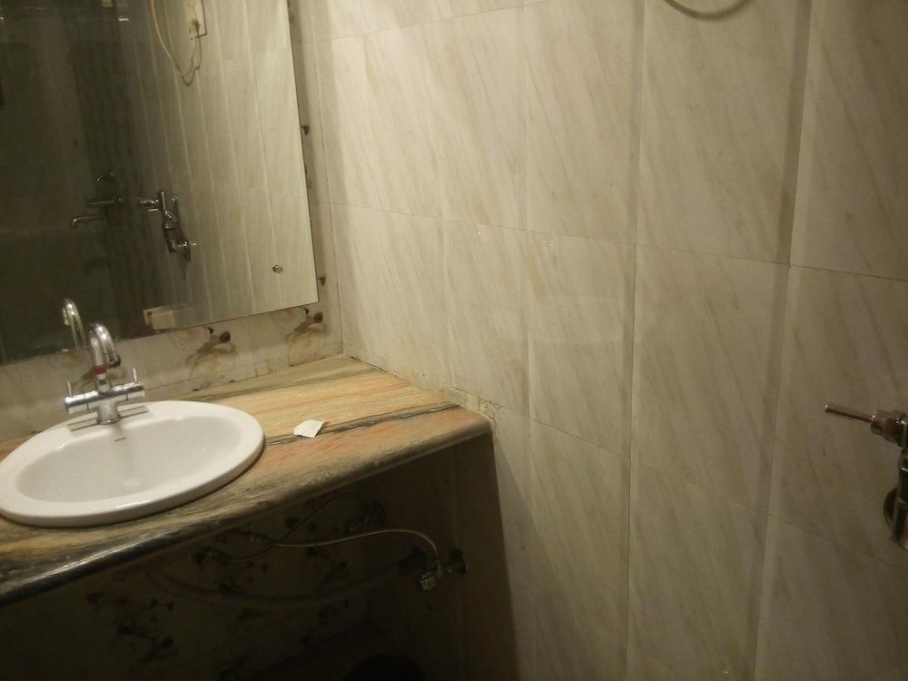 כלכותה Hotel Eastern Plaza מראה חיצוני תמונה