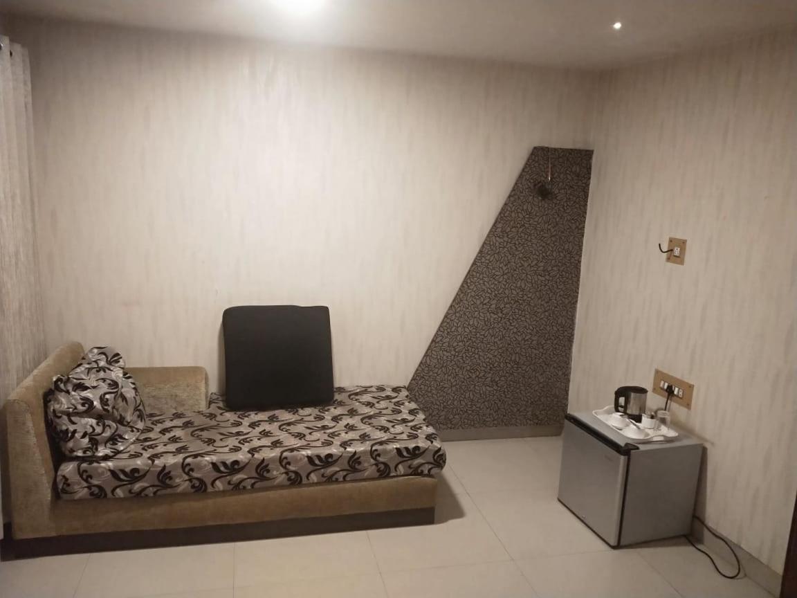 כלכותה Hotel Eastern Plaza מראה חיצוני תמונה