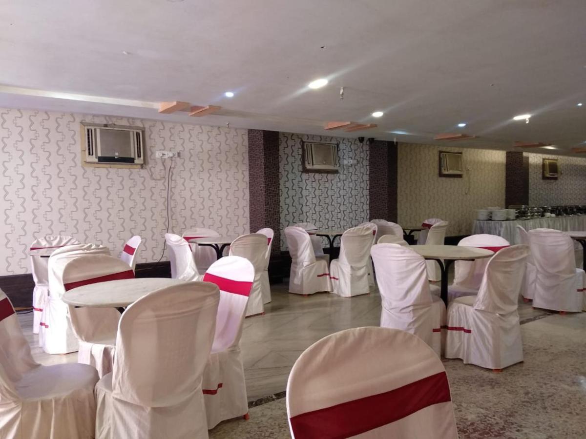 כלכותה Hotel Eastern Plaza מראה חיצוני תמונה