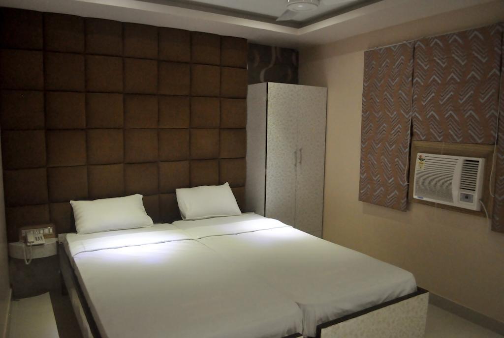 כלכותה Hotel Eastern Plaza מראה חיצוני תמונה