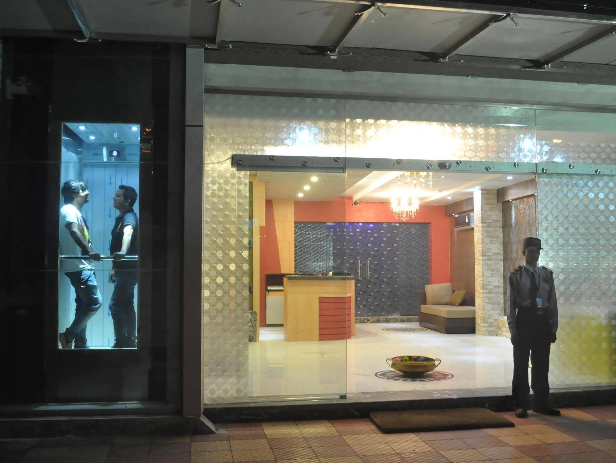כלכותה Hotel Eastern Plaza מראה חיצוני תמונה